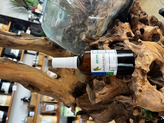 LAURIER NOBLE BIO (HYDROLAT)